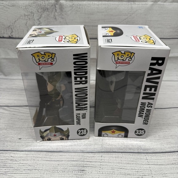 Funko Pop! Wonder Woman - Lot Of 6 - 211 335 86 238 206 BAM Walmart Hot Topic - Picture 6 of 11